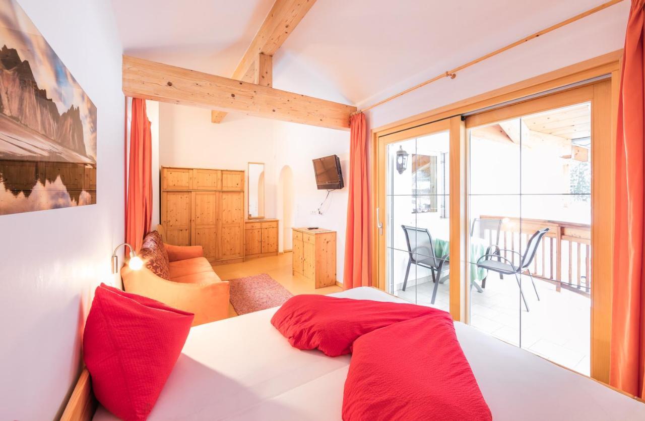 Hotel Appartement Haus Gitschberg Vandoies Bagian luar foto