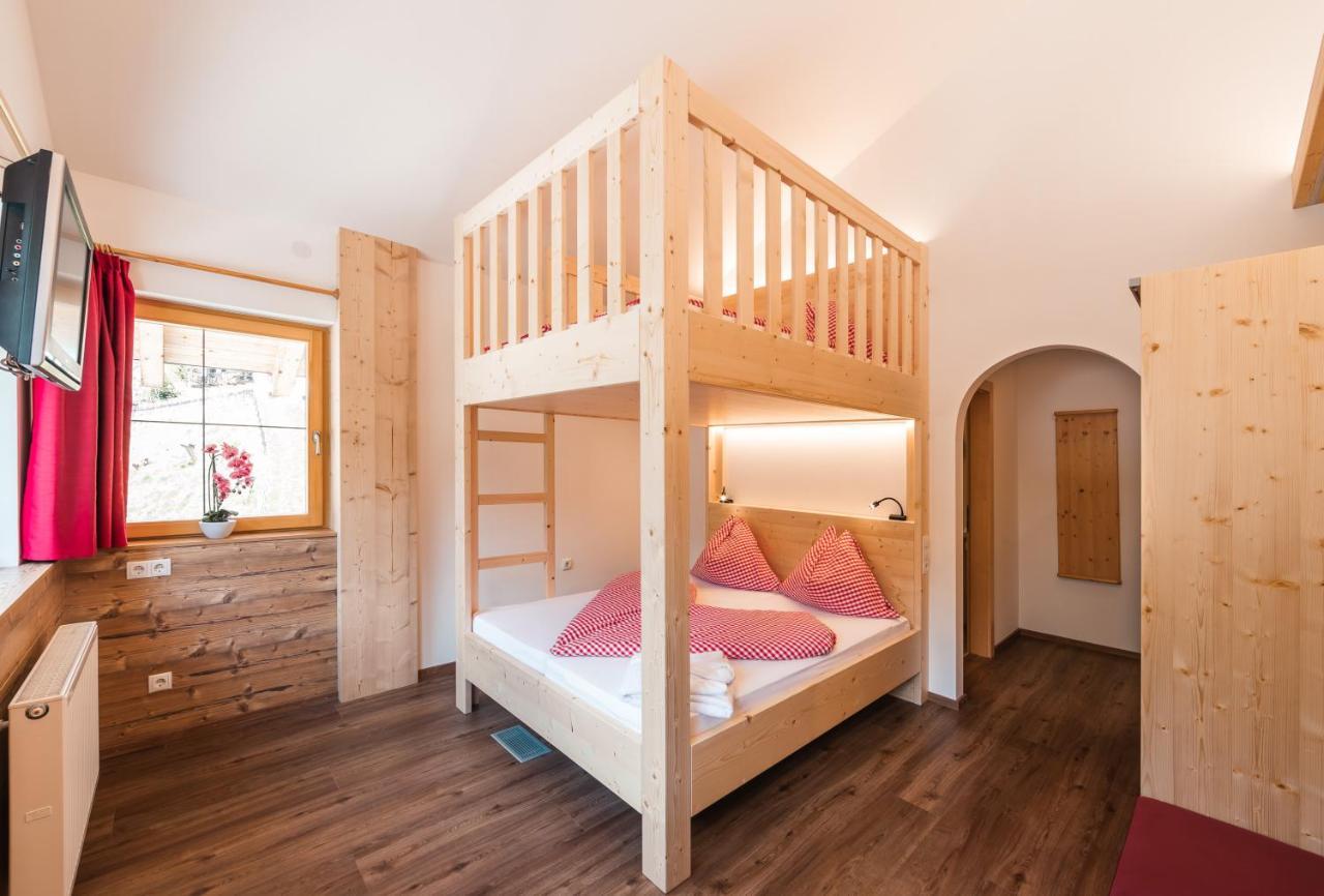 Hotel Appartement Haus Gitschberg Vandoies Bagian luar foto