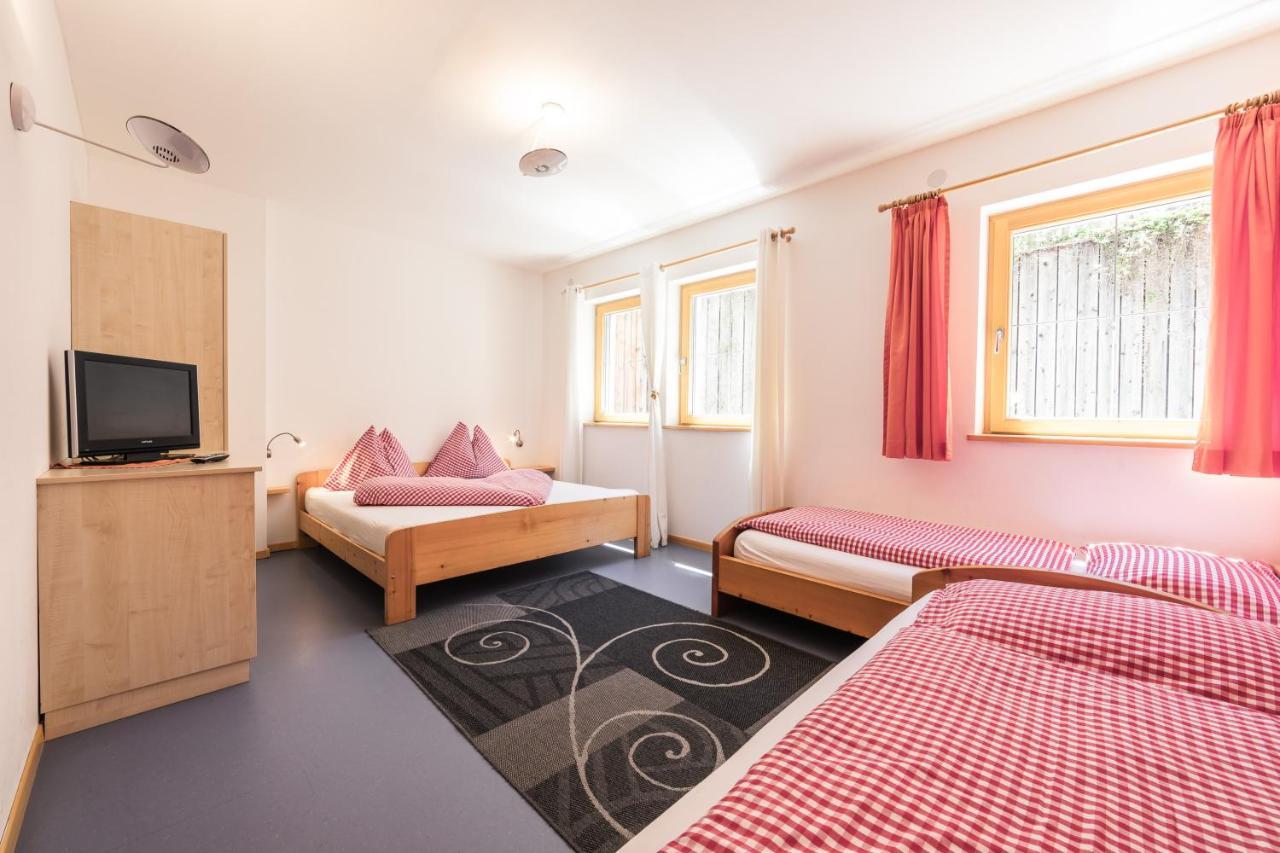 Hotel Appartement Haus Gitschberg Vandoies Bagian luar foto