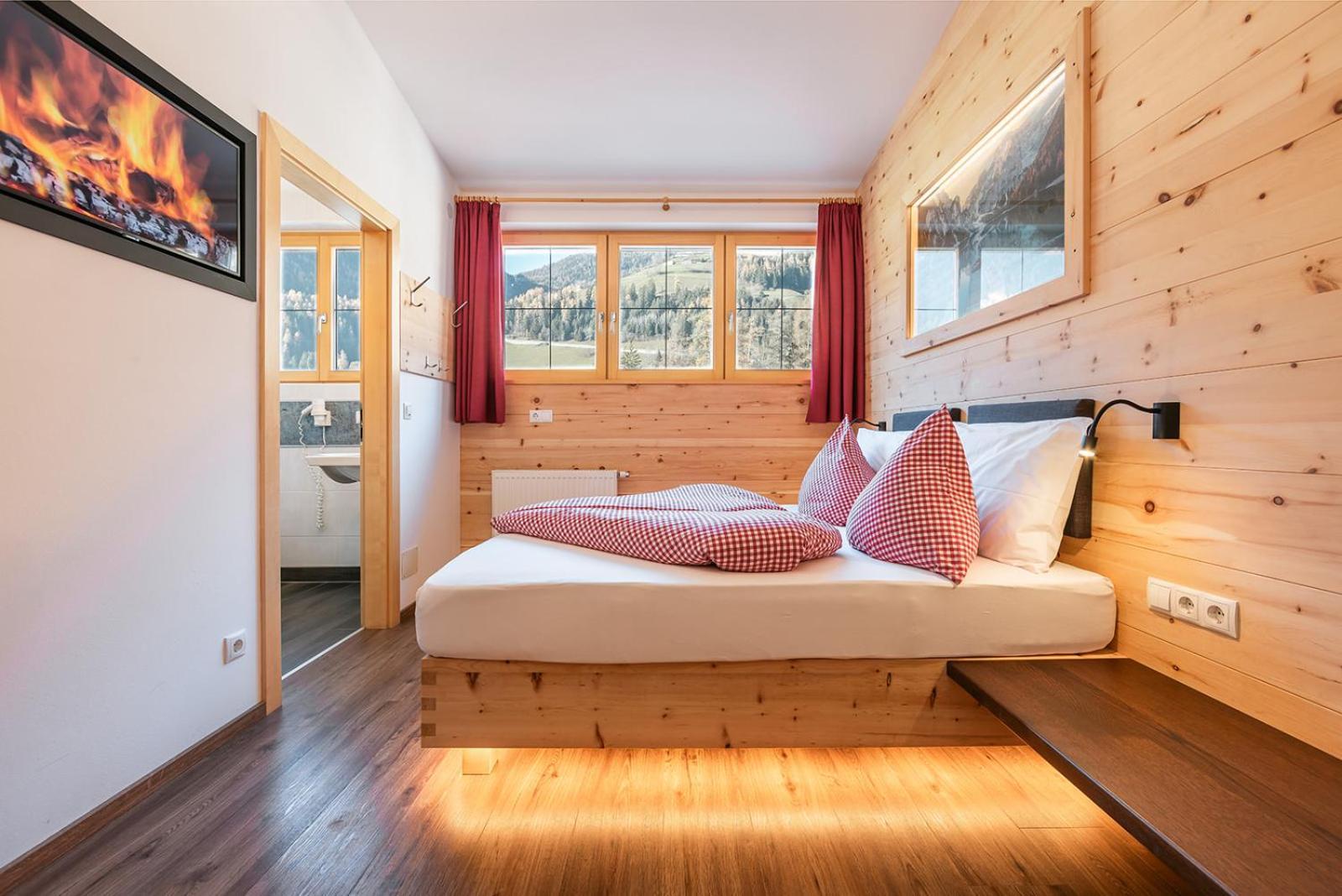 Hotel Appartement Haus Gitschberg Vandoies Bagian luar foto